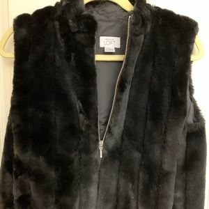 LOFT black furry vest!   Size Small…..EUC!